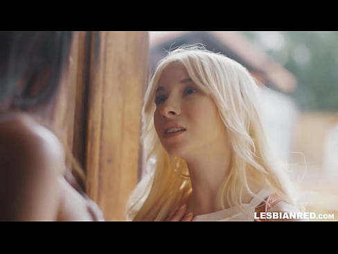 ❤️ Musikana anouya kumba mushure memwedzi mishomanana uye anopedzisira adya beche raamai vake vokurera Hard porn ❤