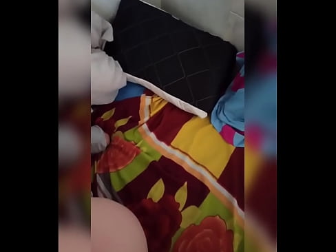 ❤️ Wandinogara naye anogara ega kumba nekuti murume wake anoenda kuzororo ini ndinotora mukana wekusvira nekuzadza mbongoro yake nemukaka. Hard porn ❤